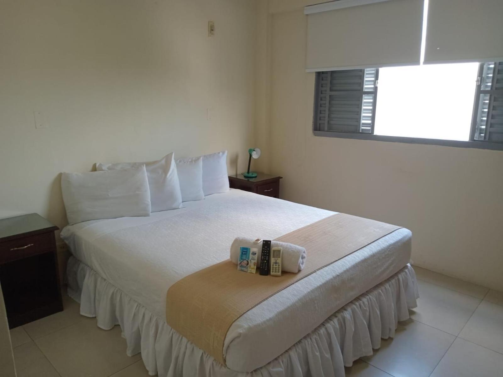 La Siesta Hotel Santa Cruz de La Sierra Εξωτερικό φωτογραφία