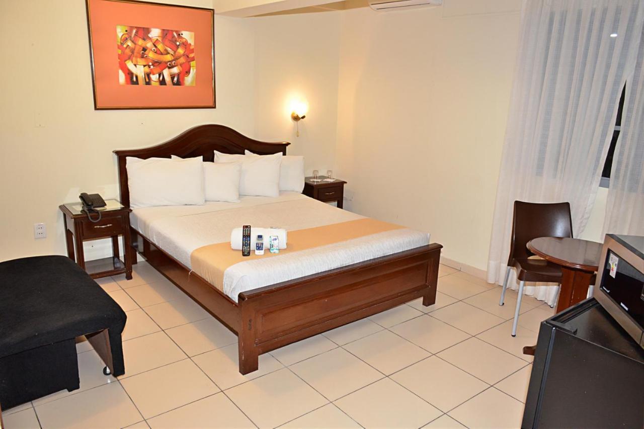 La Siesta Hotel Santa Cruz de La Sierra Εξωτερικό φωτογραφία